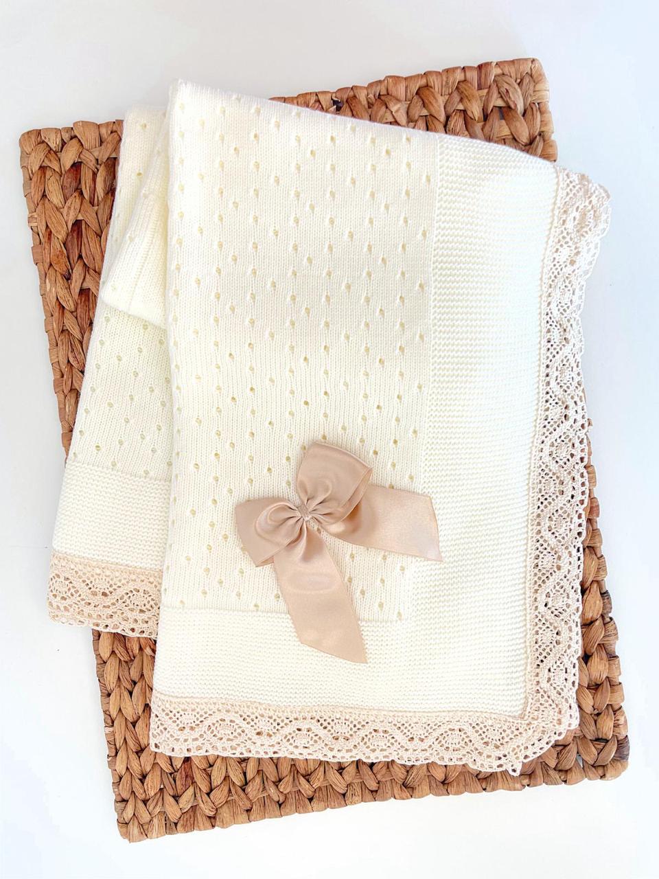 Puntilla Knitted Blanket