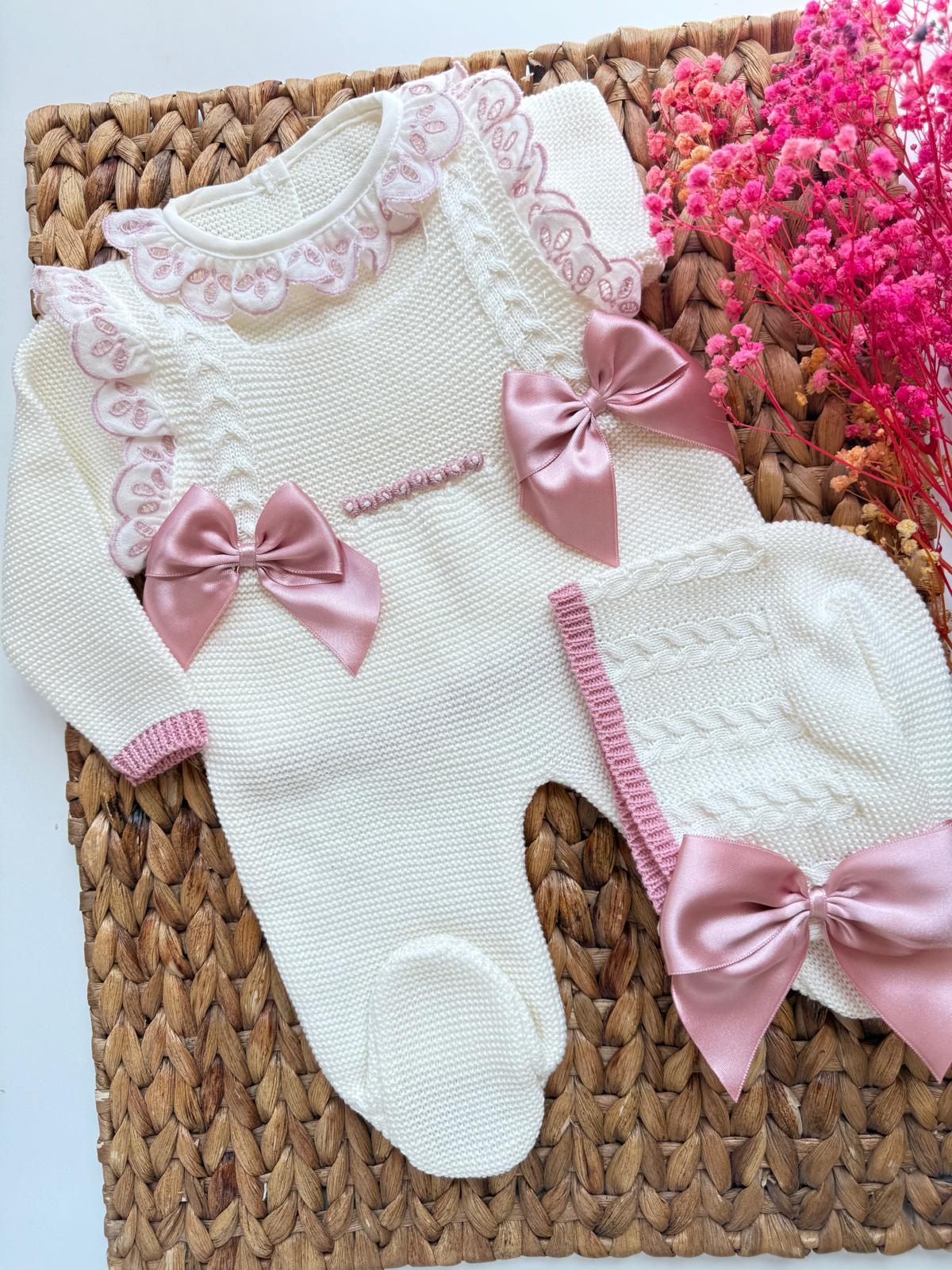 Hada Three Piece Knitted