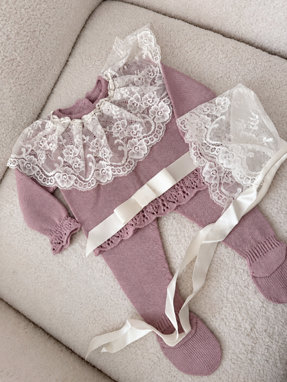 The Rose Lace Heirloom Set cv deluxe