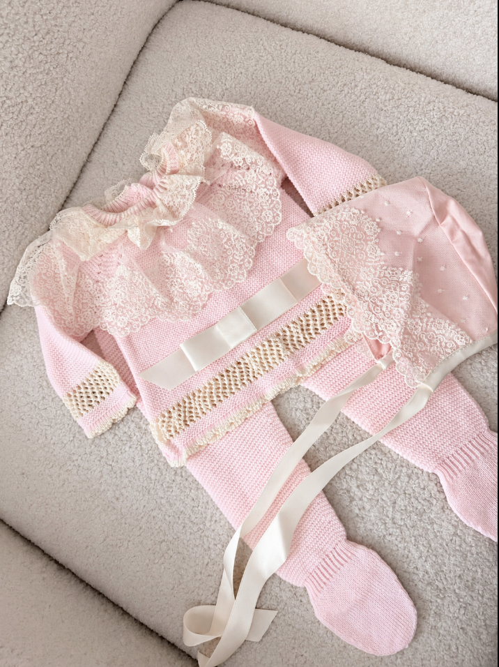 The Rose Lace Heirloom Set cv deluxe