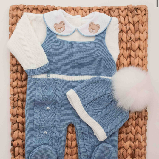 Balú Three Piece Knitted