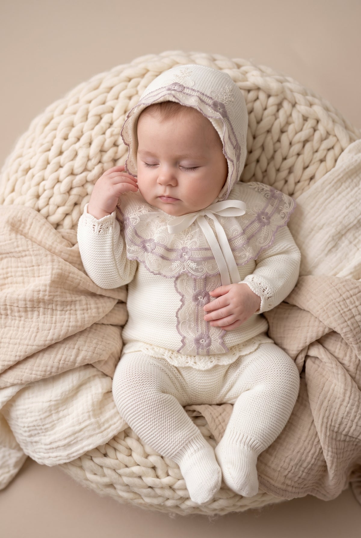 Deluxe Newborn Set with Embroidered Lace Bonnet