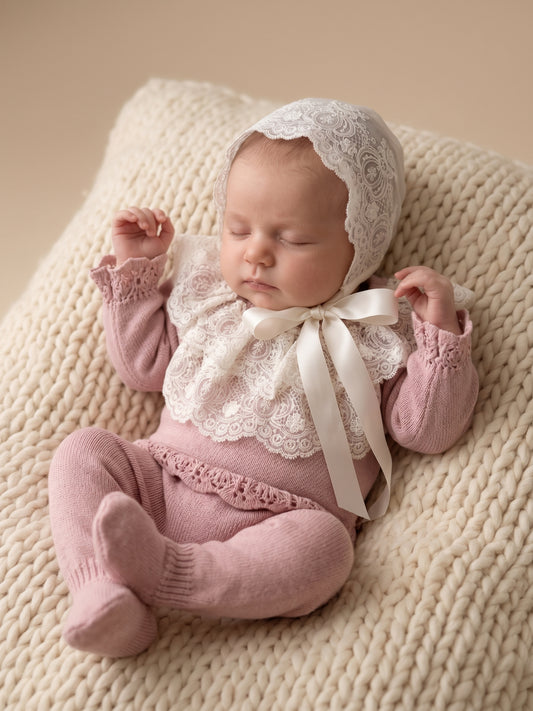 The Rose Lace Heirloom Set cv deluxe