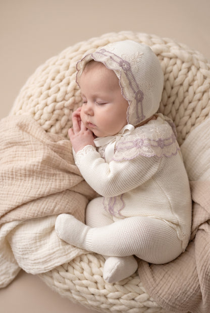 Deluxe Newborn Set with Embroidered Lace Bonnet