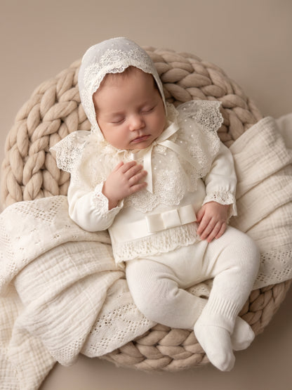 Deluxe Newborn Set with Embroidered Lace Bonnet