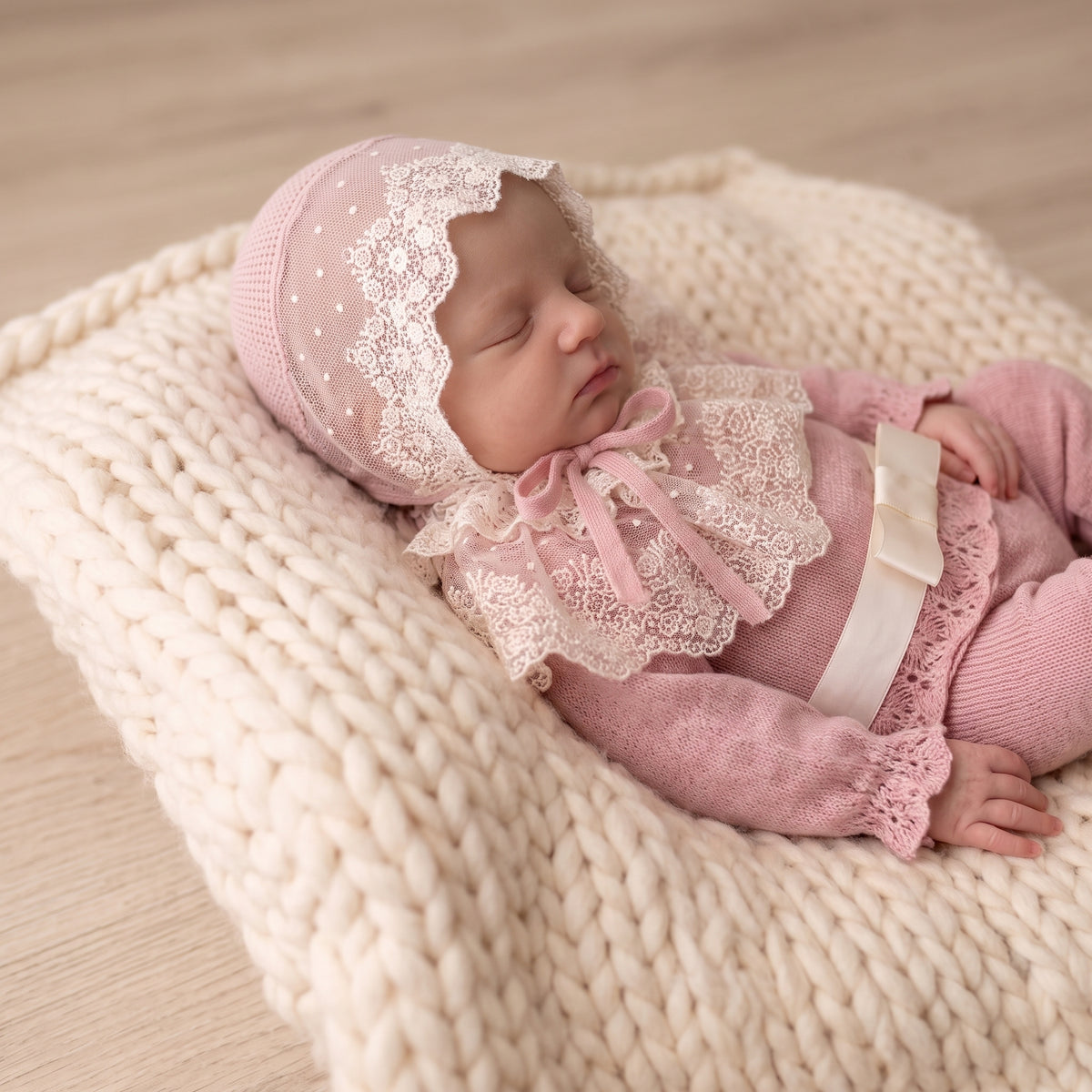 The Rose Lace Heirloom Set cv deluxe
