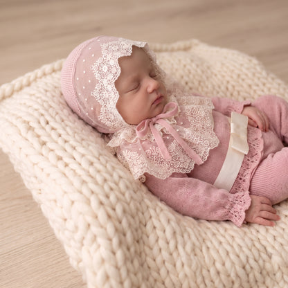 The Rose Lace Heirloom Set cv deluxe