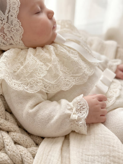 Deluxe Newborn Set with Embroidered Lace Bonnet