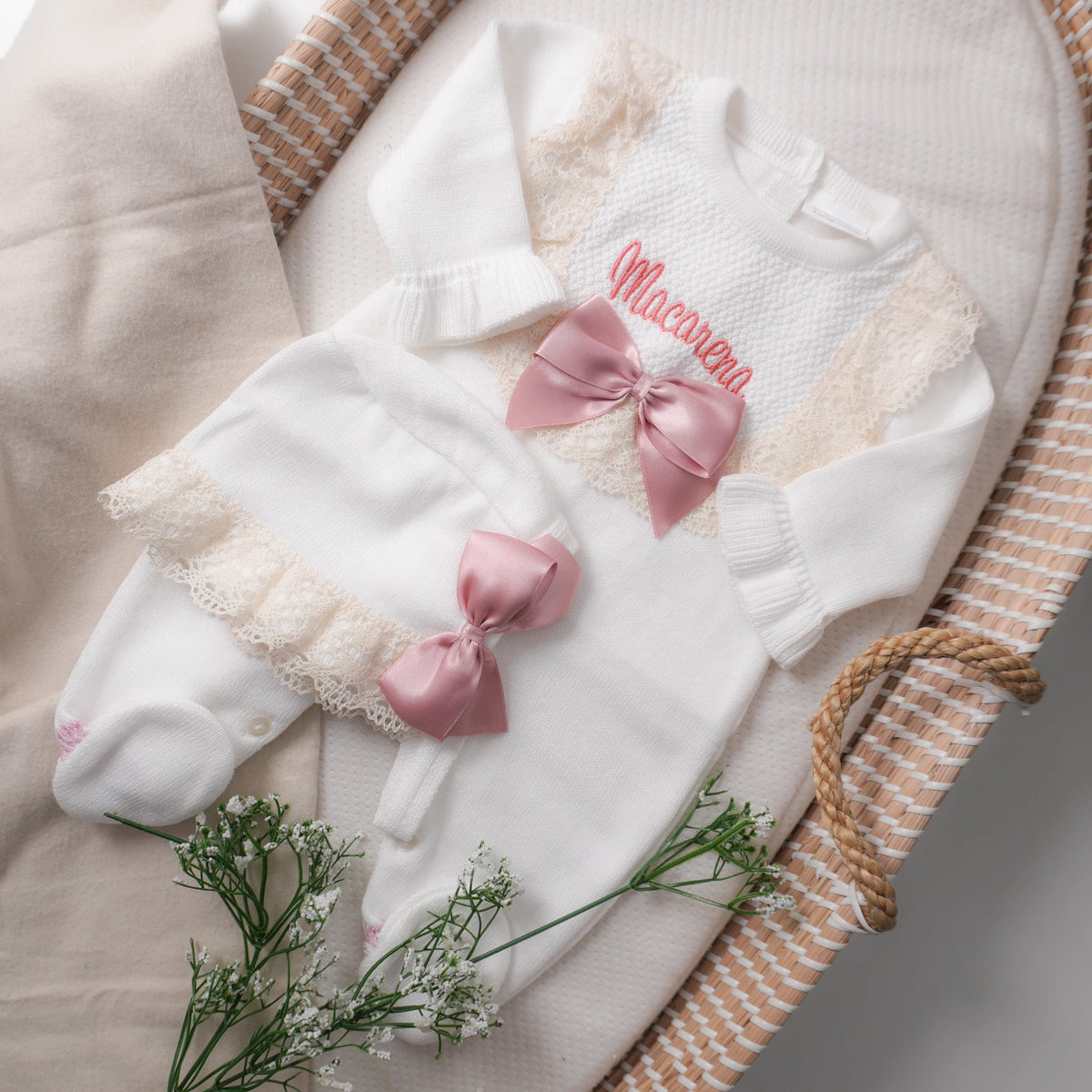 set salma knitted outfit and blanket