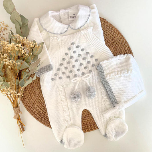 Pipocas Three Piece Knitted
