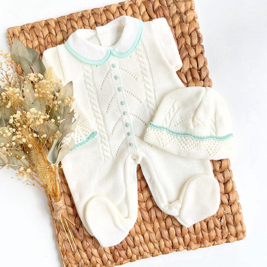 pelele gorro Three Piece Knitted