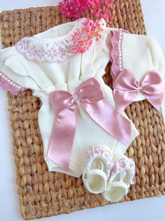 Hada 4 Piece Knitted Outfit