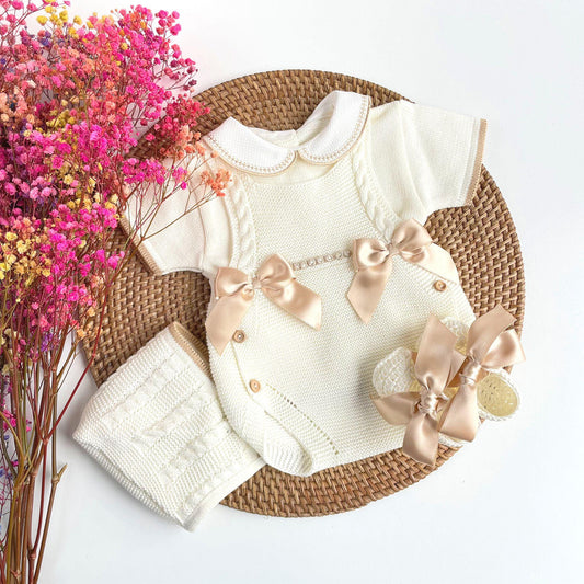 Paula 4 Piece Knitted Outfit