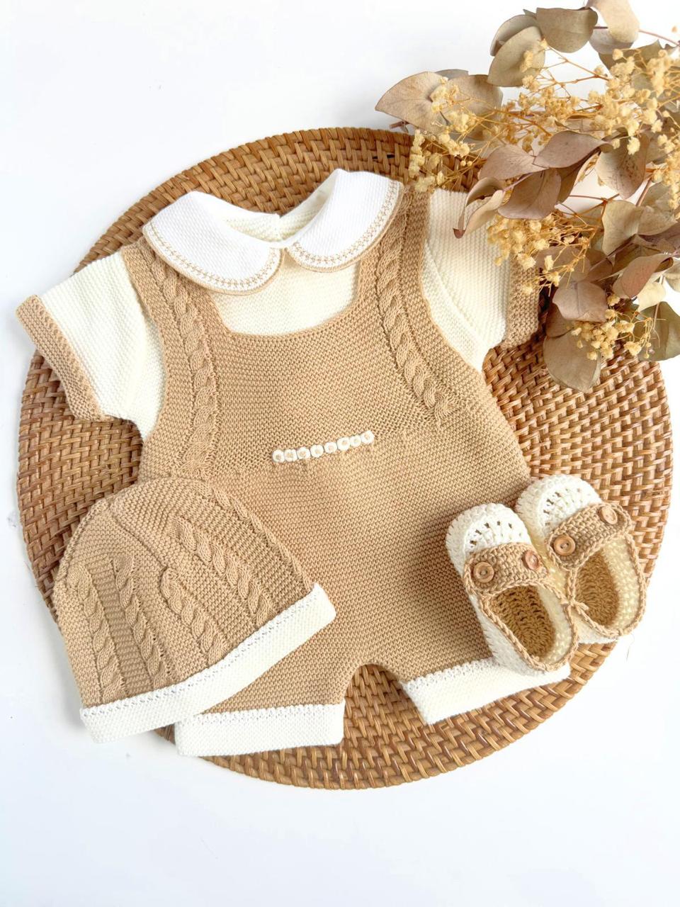 Paulo 4 Piece Knitted Outfit
