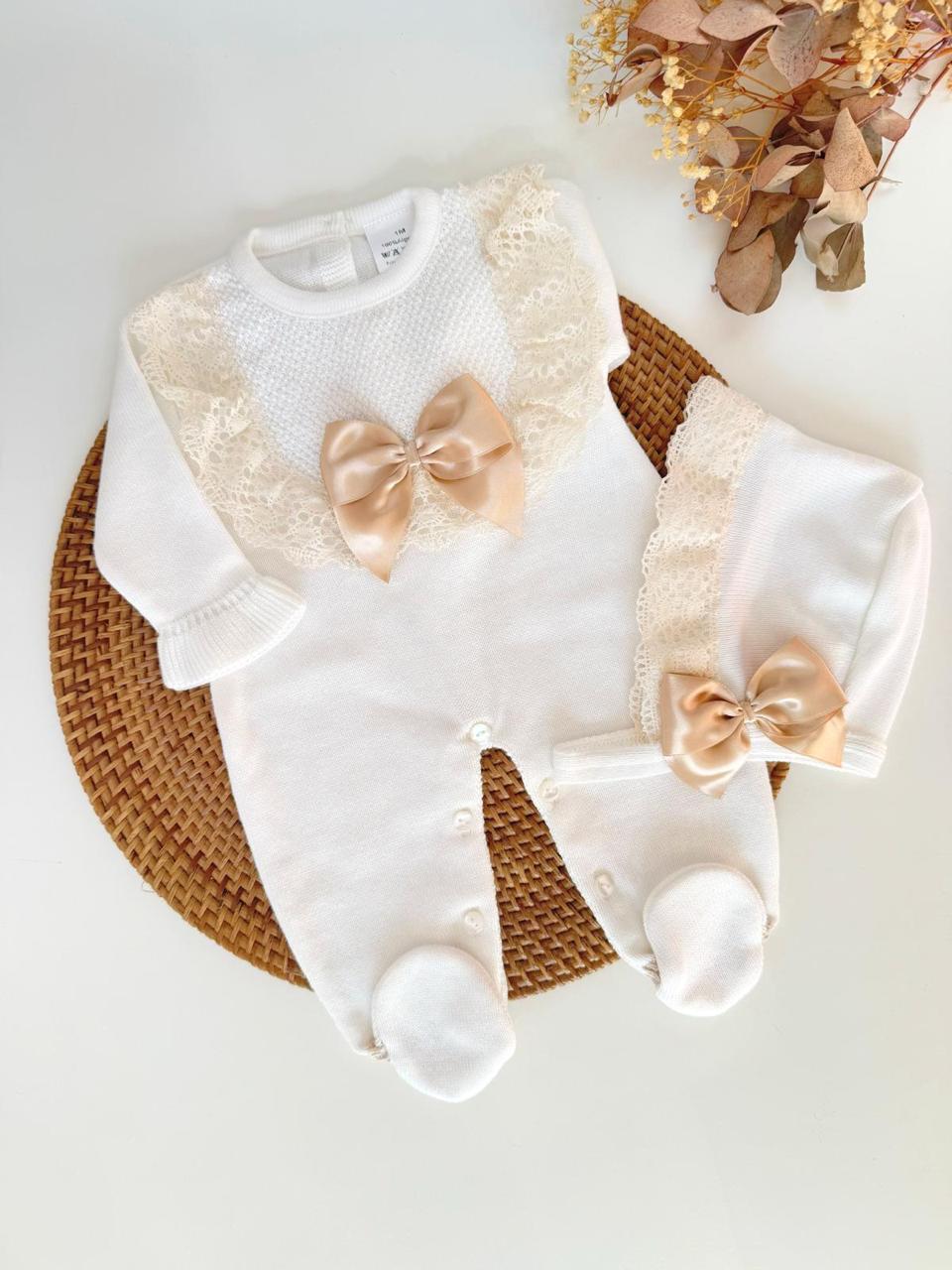 salma knitted outfit