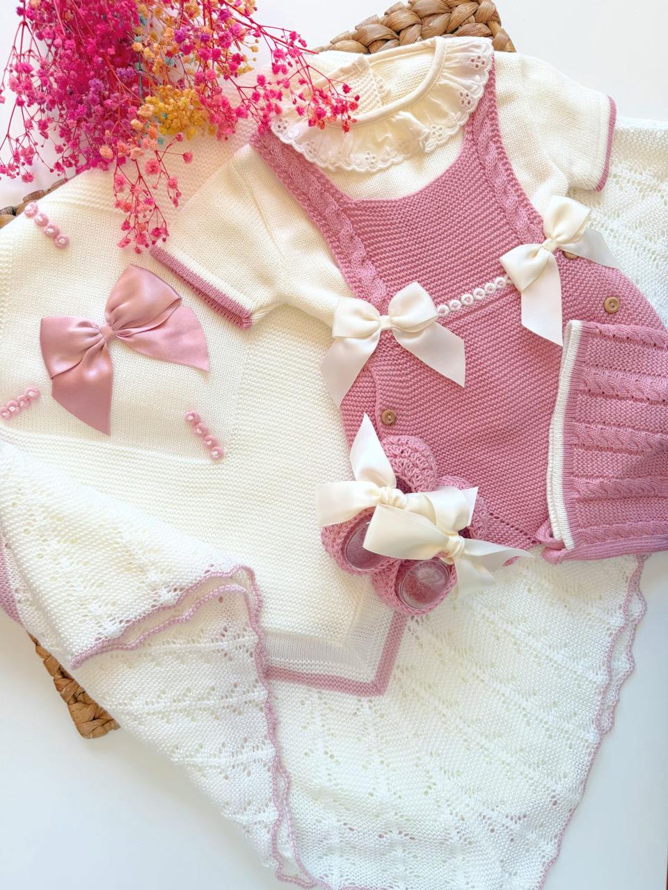 Paula 4 Piece Knitted Outfit and blanket