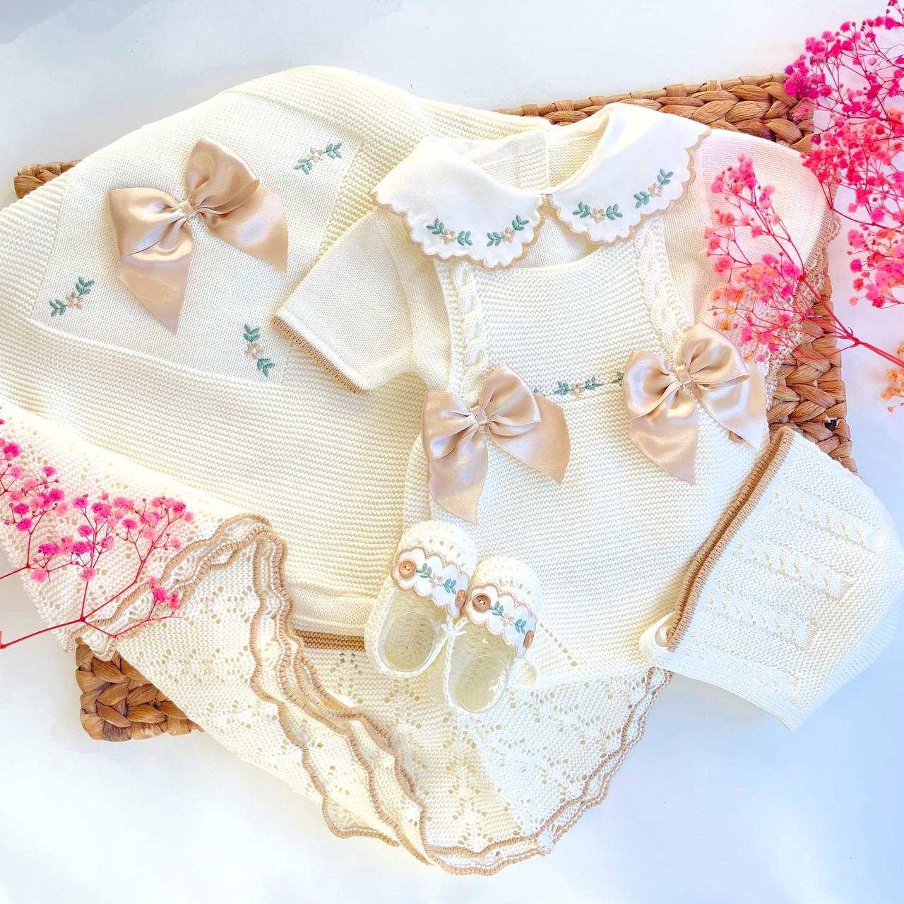 Paula 4 Piece Knitted Outfit and blanket